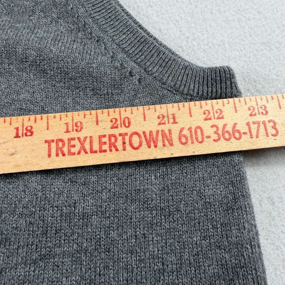 Duluth Trading Co Mens Charcoal Gray Cotton V-Neck Sweater Vest 28709 Large
